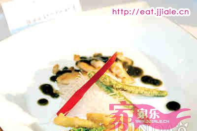 橄榄油香煎鲍鱼配鲍鱼肝酱