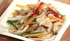鸡腿菇炒鱿鱼